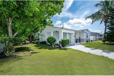 2371 NW 85th St, Miami, FL 33147 - Photo 11