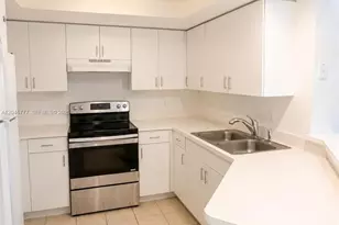4163 N Haverhill Rd, West Palm Beach, FL 33417 - Photo 5