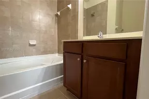 8850 NW 97th Ave, Doral, FL 33178 - Photo 17