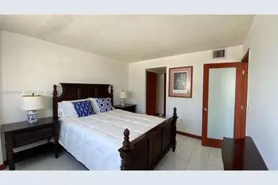 401 Ocean Dr #722, Miami Beach, FL 33139 - Photo 9