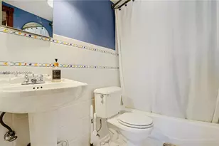 401 Ocean Dr, Miami Beach, FL 33139 - Photo 7