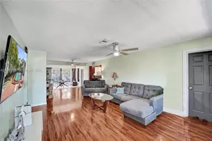 206 SE 3rd St, Dania Beach, FL 33004 - Photo 9