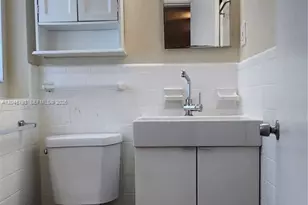 2214 N 25th Ave, Hollywood, FL 33020 - Photo 5