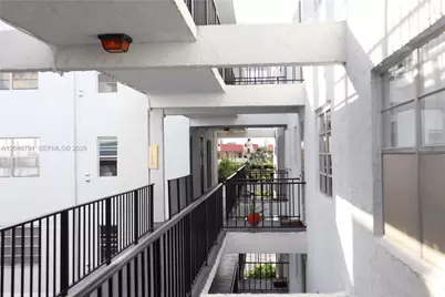 3000 E Sunrise Lakes Dr #303, Sunrise, FL 33322 - Photo 9