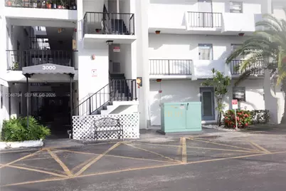 3000 E Sunrise Lakes Dr #303, Sunrise, FL 33322 - Photo 5