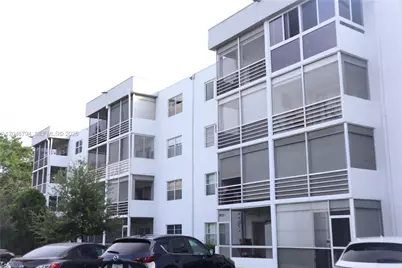 3000 E Sunrise Lakes Dr #303, Sunrise, FL 33322 - Photo 1