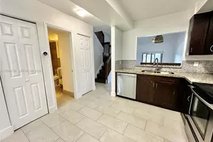 4245 S Pine Island Rd, Davie, FL 33328 - Photo 5