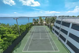 2101 Brickell Ave, Miami, FL 33129 - Photo 19