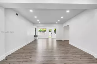 1500 NE 13th Pl, Miami, FL 33139 - Photo 23