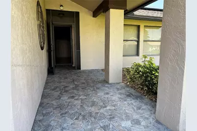18052 S 105th Ave S #18052, Boca Raton, FL 33498 - Photo 7