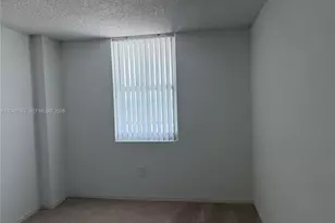 915 NW 1st Ave, Miami, FL 33136 - Photo 9