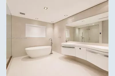260 S Coconut Ln, Miami Beach, FL 33139 - Photo 17