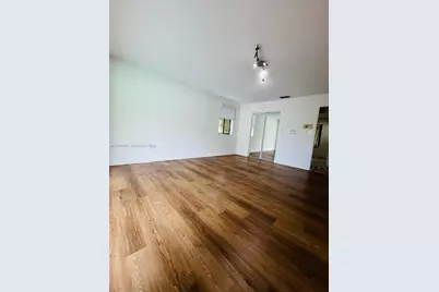 925 NE 207th Ter #0, Miami, FL 33179 - Photo 21