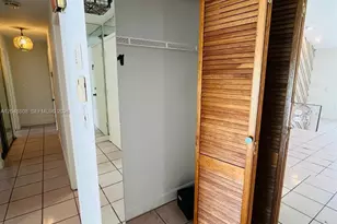925 NE 207th Terrace, Miami, FL 33179 - Photo 5