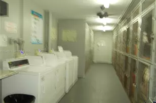 13450 SW 3rd St, Pembroke Pines, FL 33027 - Photo 19