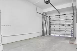 10863 NW 85th St, Doral, FL 33178 - Photo 37
