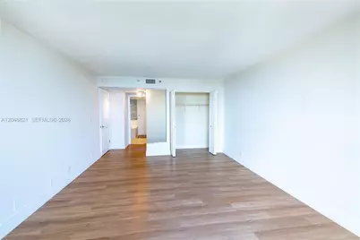 2000 Towerside Ter #1910, Miami, FL 33138 - Photo 11