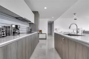 2900 NE 7th Ave, Miami, FL 33137 - Photo 11