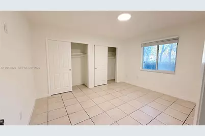 2540 NE 181st St #2542, North Miami Beach, FL 33160 - Photo 3