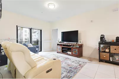 4636 NW 84th Ave #22, Doral, FL 33166 - Photo 3