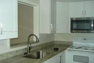 408 NW 68th Ave, Plantation, FL 33317 - Photo 7