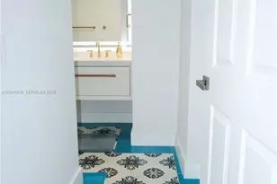 3410 Coral Wy, Miami, FL 33145 - Photo 17