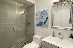 6395 W 27th Ct, Hialeah, FL 33016 - Photo 9