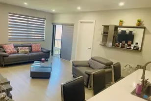 6395 W 27th Ct, Hialeah, FL 33016 - Photo 3