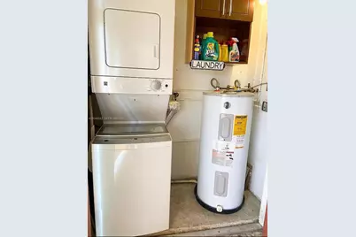 6395 W 27th Ct #201-7, Hialeah, FL 33016 - Photo 11
