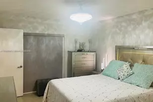 6395 W 27th Ct, Hialeah, FL 33016 - Photo 13