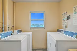 2651 S Course Dr, Pompano Beach, FL 33069 - Photo 23