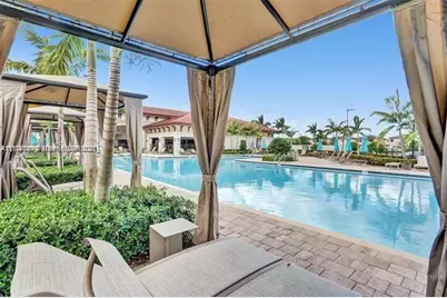3338 W 112th St, Hialeah, FL 33018 - Photo 43