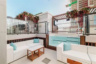 20 NE 11th St, Miami, FL 33132 - Photo 19