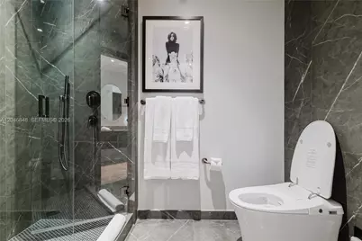 20 NE 11th St #4807B, Miami, FL 33132 - Photo 7