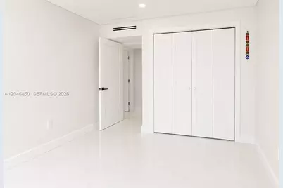 9682 Fontainebleau Blvd #203, Miami, FL 33172 - Photo 21