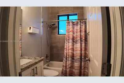 1831 SW 48th Ave, West Park, FL 33023 - Photo 11