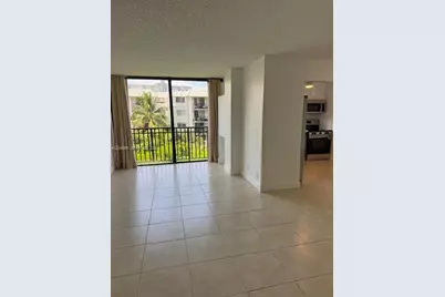 17021 N Bay Rd #509, Sunny Isles Beach, FL 33160 - Photo 1