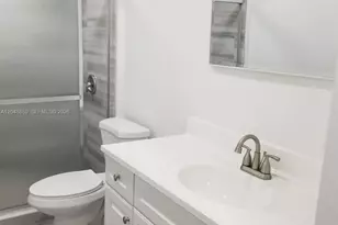 2990 NE 16th Ave, Oakland Park, FL 33334 - Photo 17