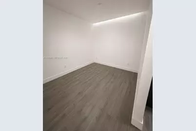 1021 NW 3rd St #106, Miami, FL 33128 - Photo 17