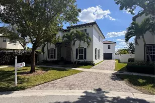 16934 SW 92nd St Cir, Miami, FL 33196 - Photo 9
