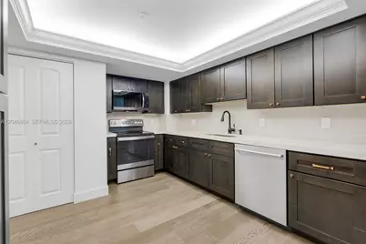3200 Port Royale Dr N #205, Fort Lauderdale, FL 33308 - Photo 11