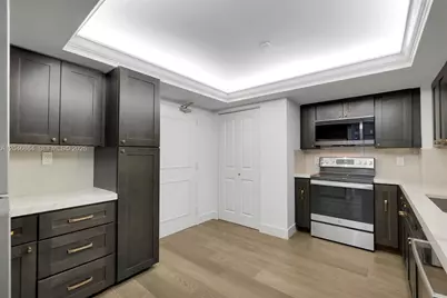 3200 Port Royale Dr N #205, Fort Lauderdale, FL 33308 - Photo 7