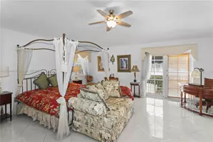 16048 NW 82nd Pl, Miami Lakes, FL 33016 - Photo 21