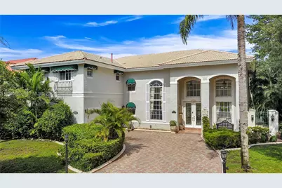 16048 NW 82nd Pl, Miami Lakes, FL 33016 - Photo 43