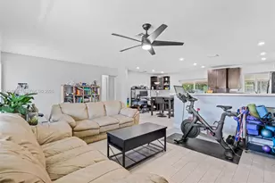 16700 SW 102nd Pl, Miami, FL 33157 - Photo 9