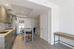 121 NE 34th St, Miami, FL 33137 - Photo 7