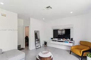 15760 NW 16th Ct, Pembroke Pines, FL 33028 - Photo 25