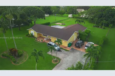 13450 SW 26th St, Davie, FL 33325 - Photo 9