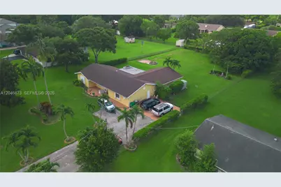 13450 SW 26th St, Davie, FL 33325 - Photo 11
