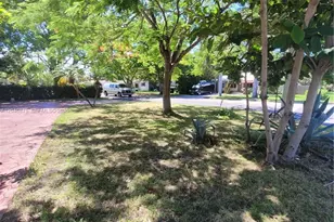 1132 Moffett St, Hallandale Beach, FL 33009 - Photo 33